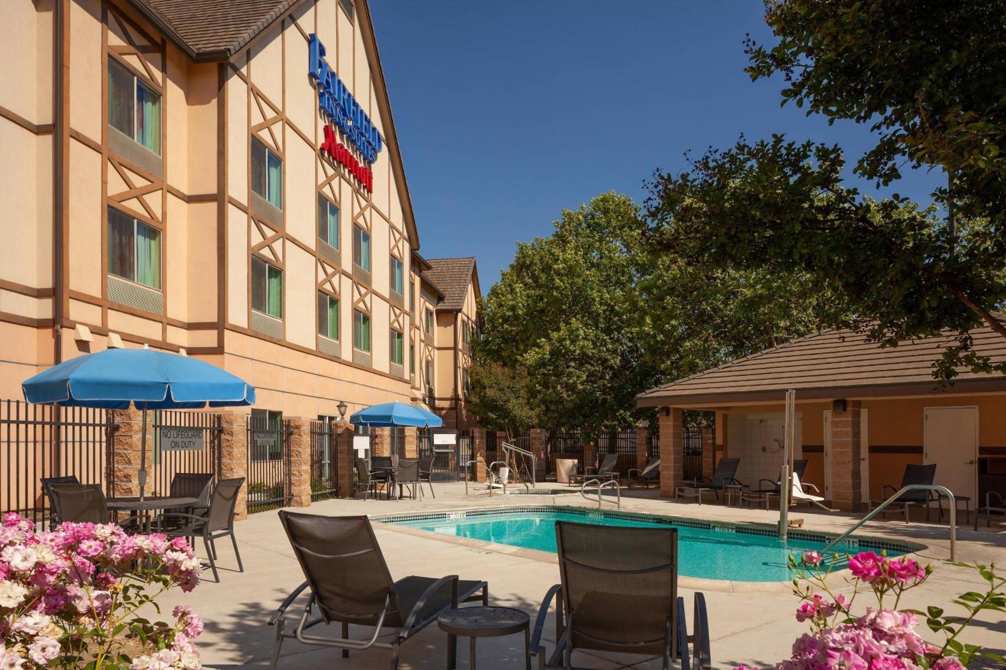 Fairfield Inn & Suites By Marriott Selma Kingsburg Exterior photo